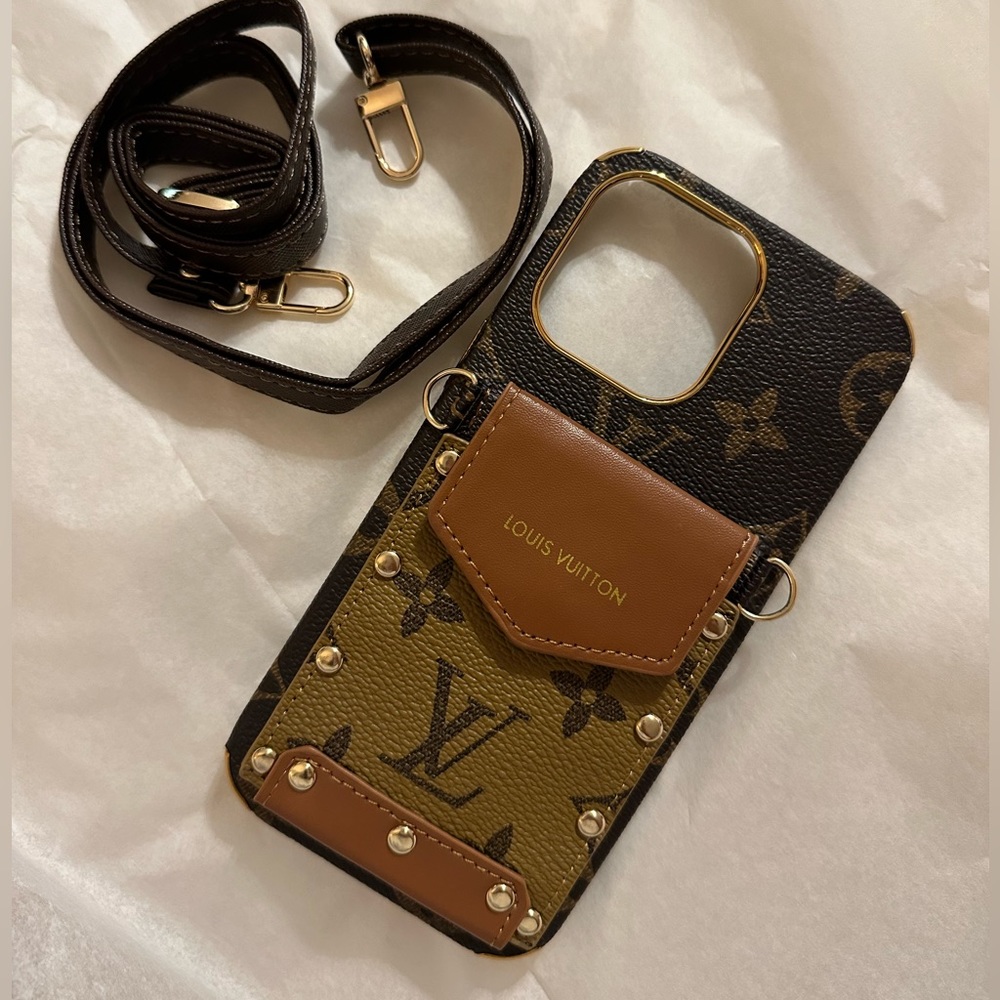 Louis iPhone 14 Pro max case (Light) last one